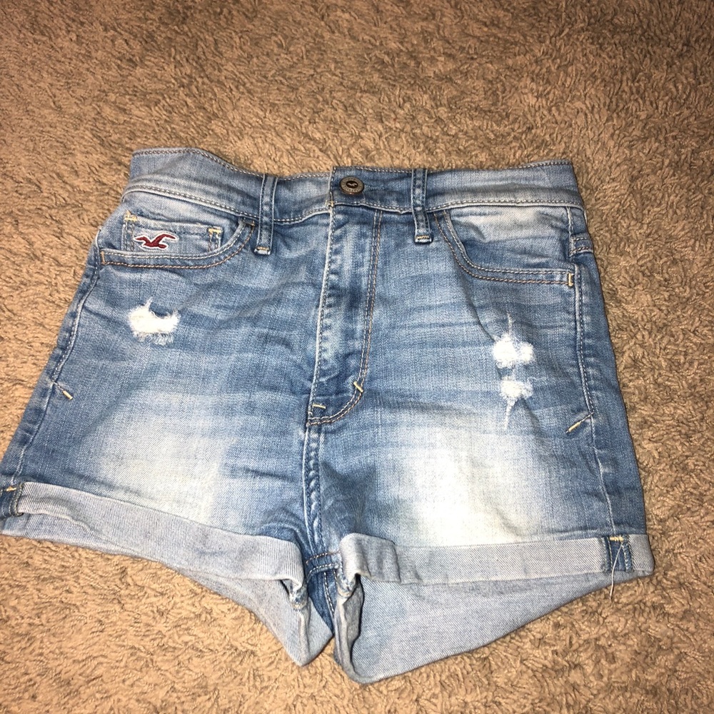 Hollister high waisted jean shorts